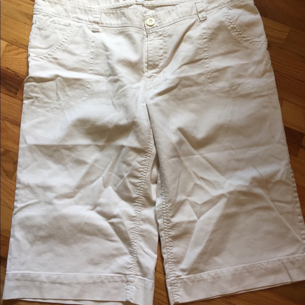 Woman’s capris